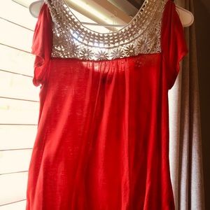 Orange deep red shirt with crochet print